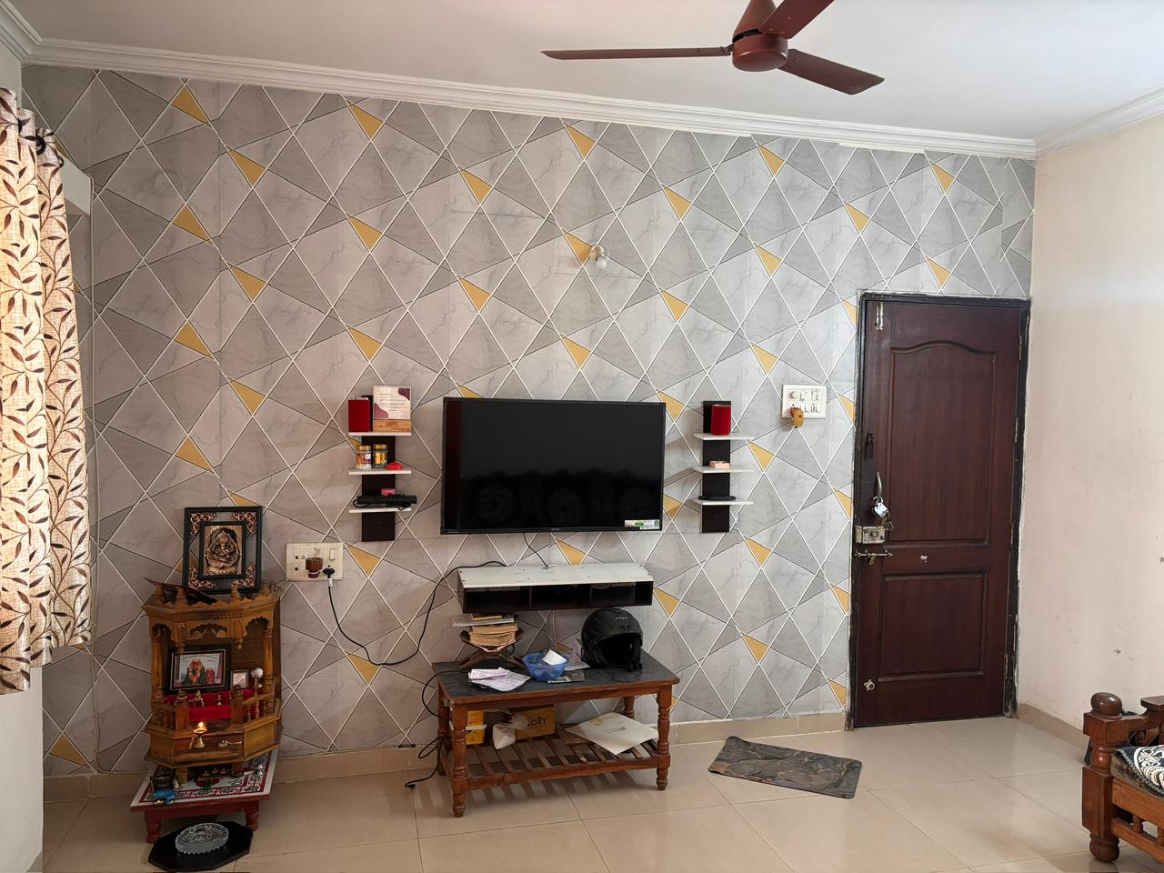 Semi Furnished 2 BHK