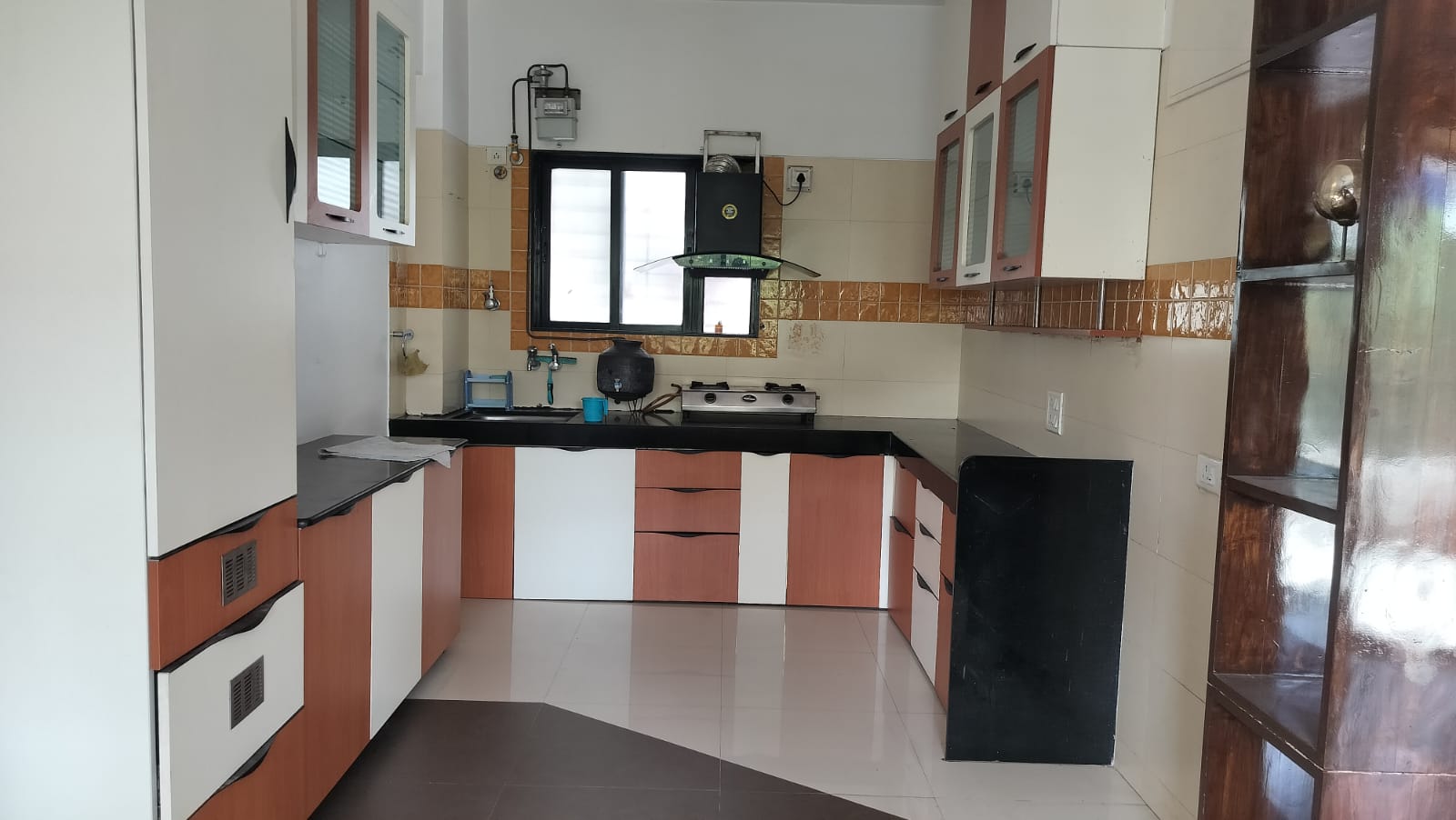 Furnished 3 BHK