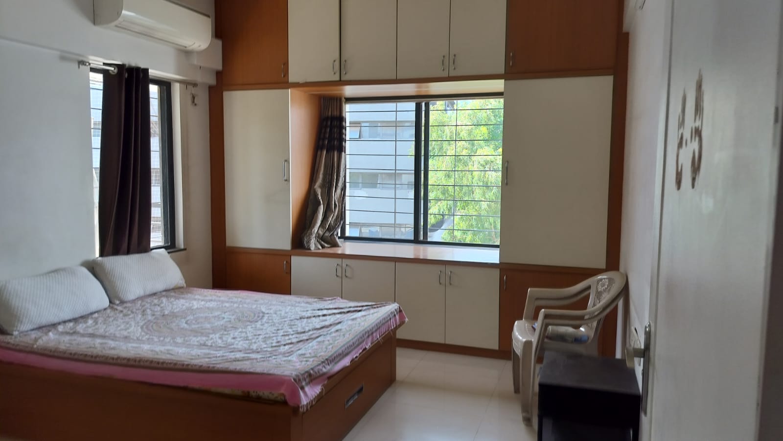 Furnished 3 BHK