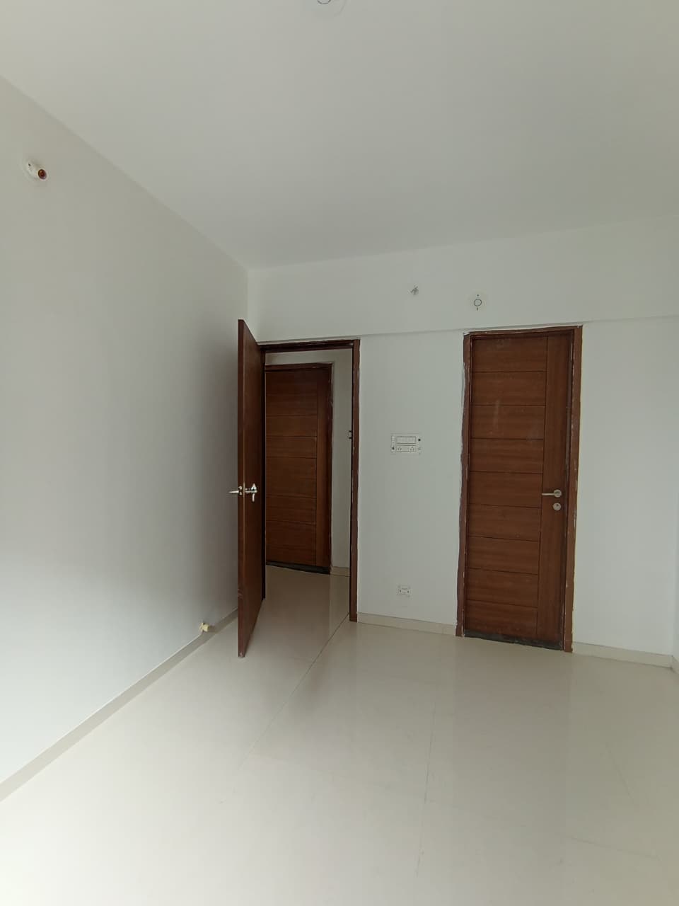 Semi Furnished 2 BHK