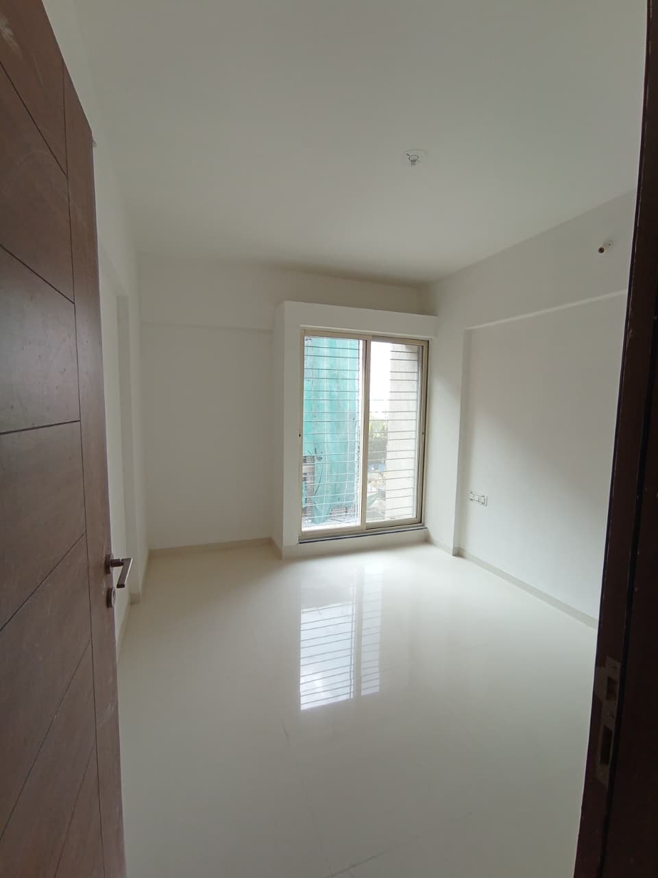 Semi Furnished 2 BHK